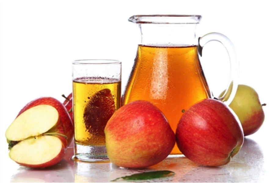 Otet din cidru de mere recomandat la cura de slabit!